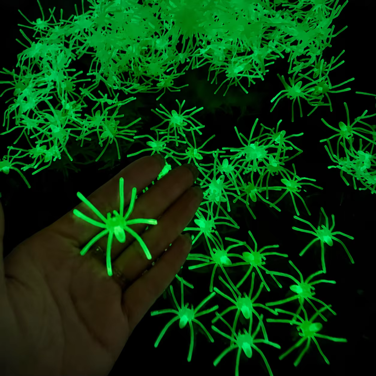 Araña Luminosa para Gatos – Juguete Interactivo de Halloween - imagen 5