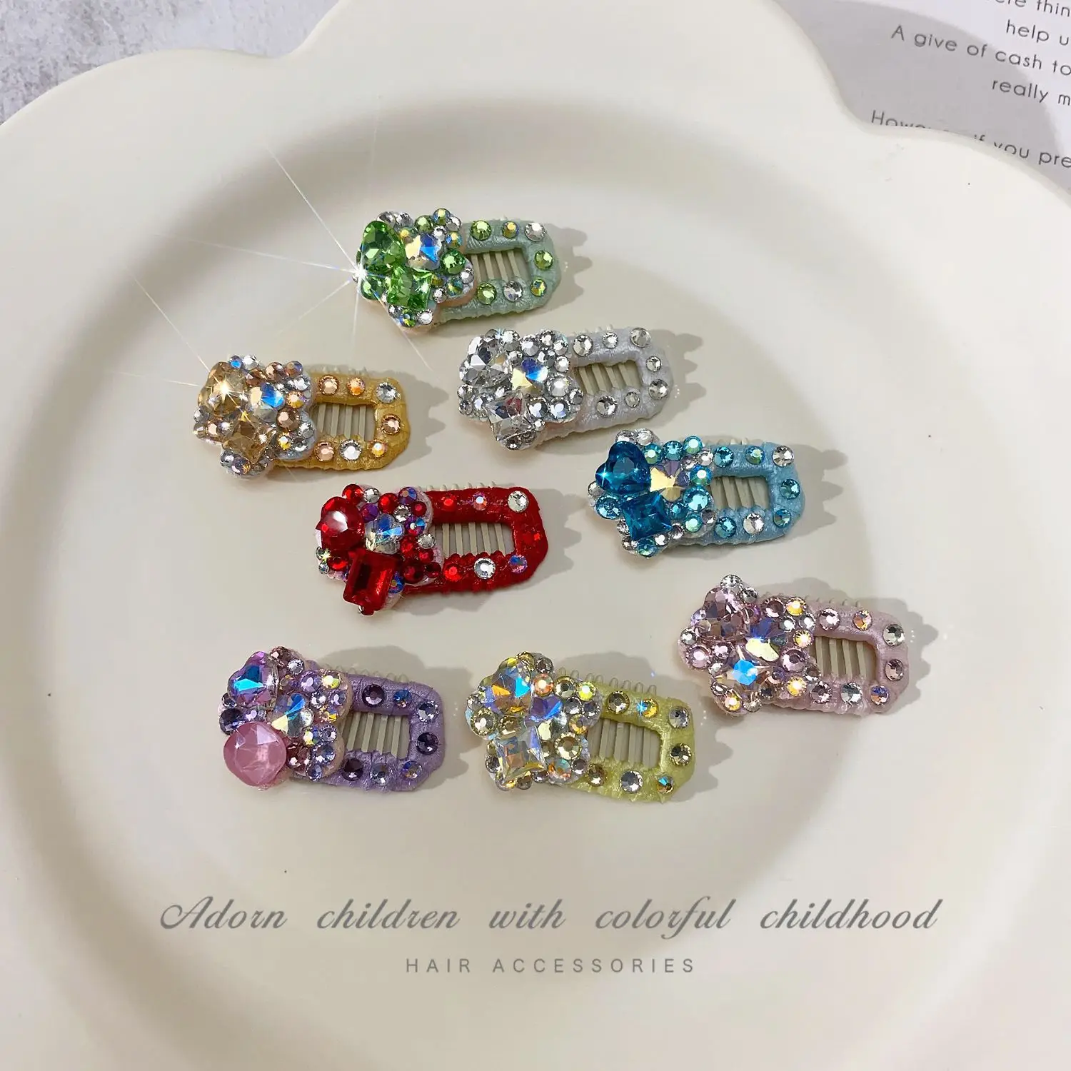 Pinza decorativa con forma de diamante en pelo de perro small