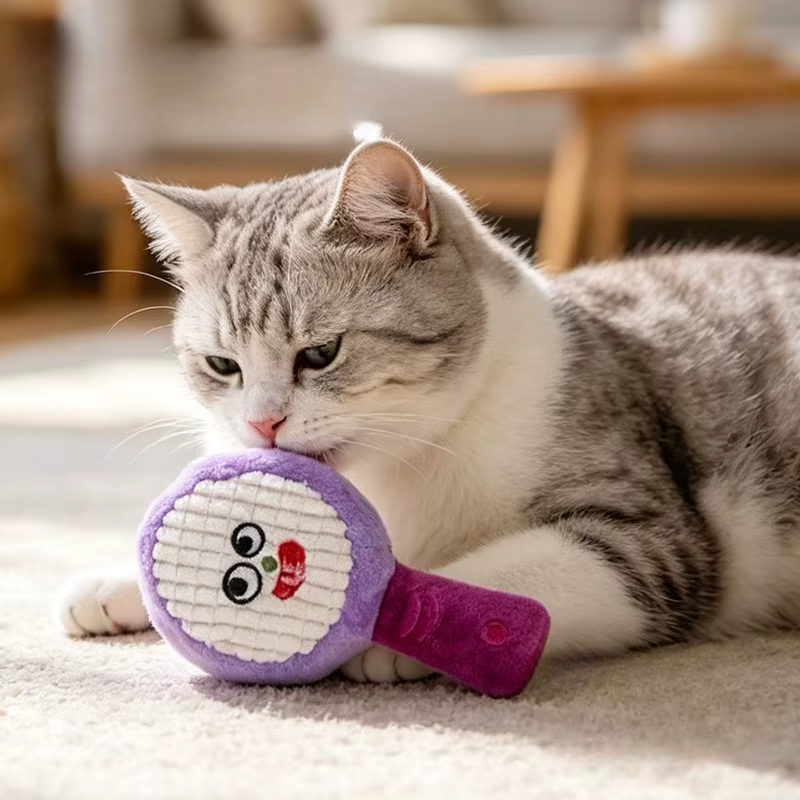 Juguete de peluche resistente para gatos con plumas y pelota de felpa - imagen 2