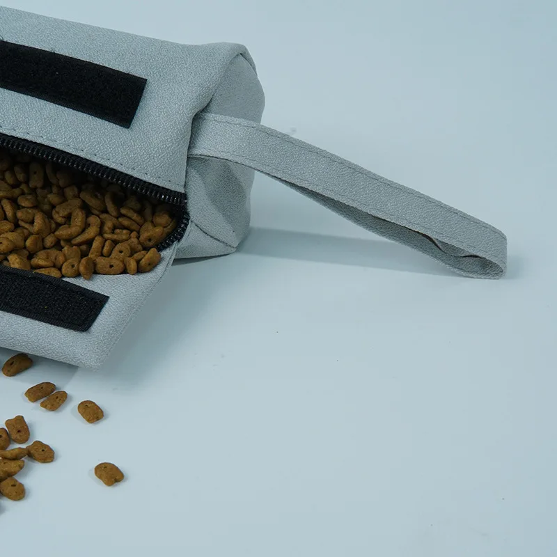 Bolsa pawstrip con golosinas en su interior