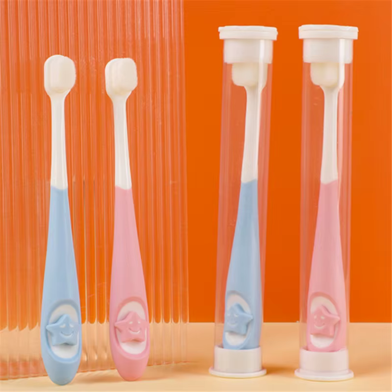 Cepillo de doble cara para gatos y zonas de dientes
