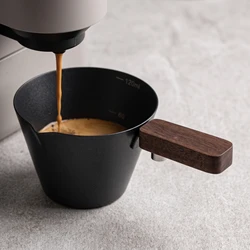 Portavasos exprimidor de café con asa – Medidor para baristas