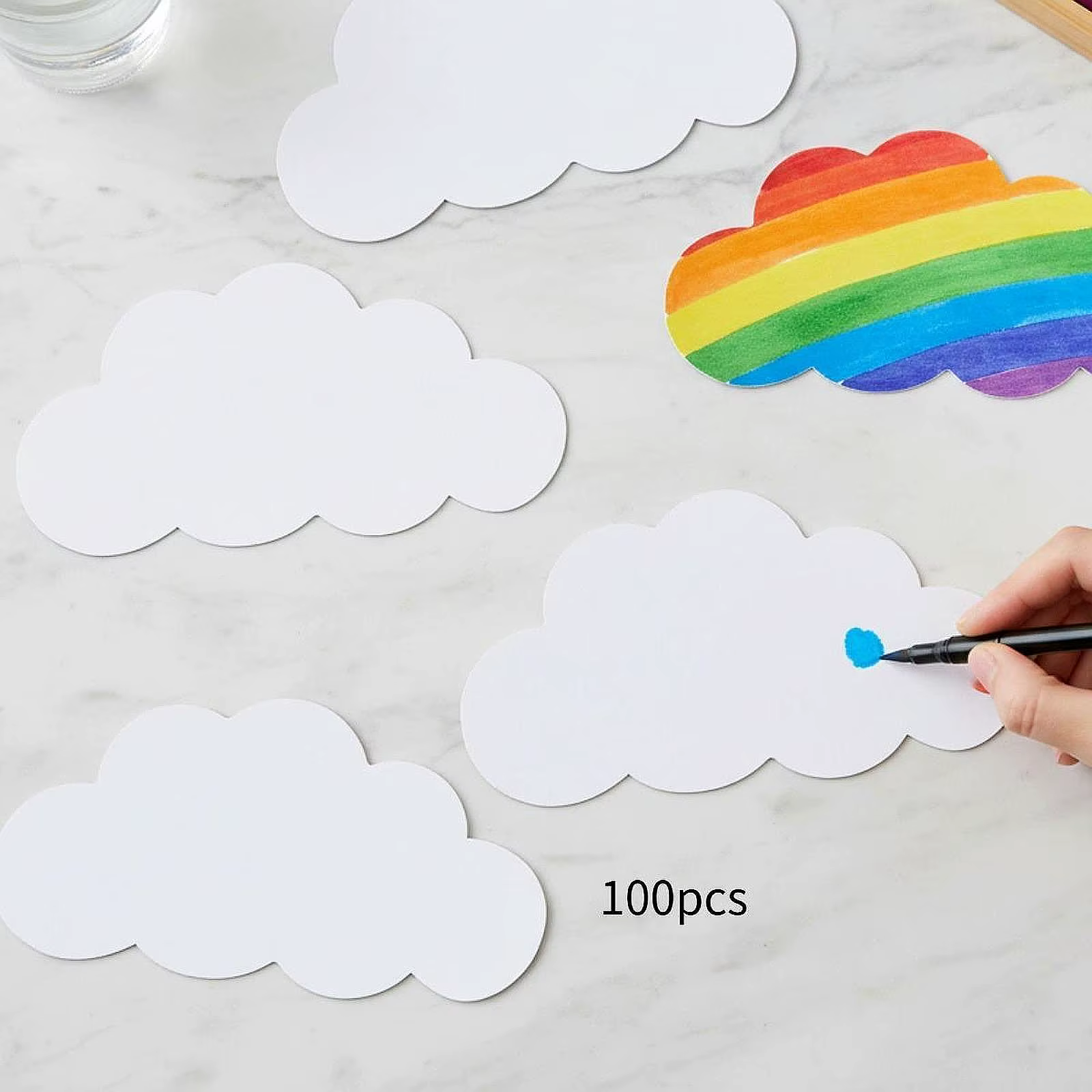 Decoración colgante de papel con nubes para gatos y perros en fiesta - imagen 4