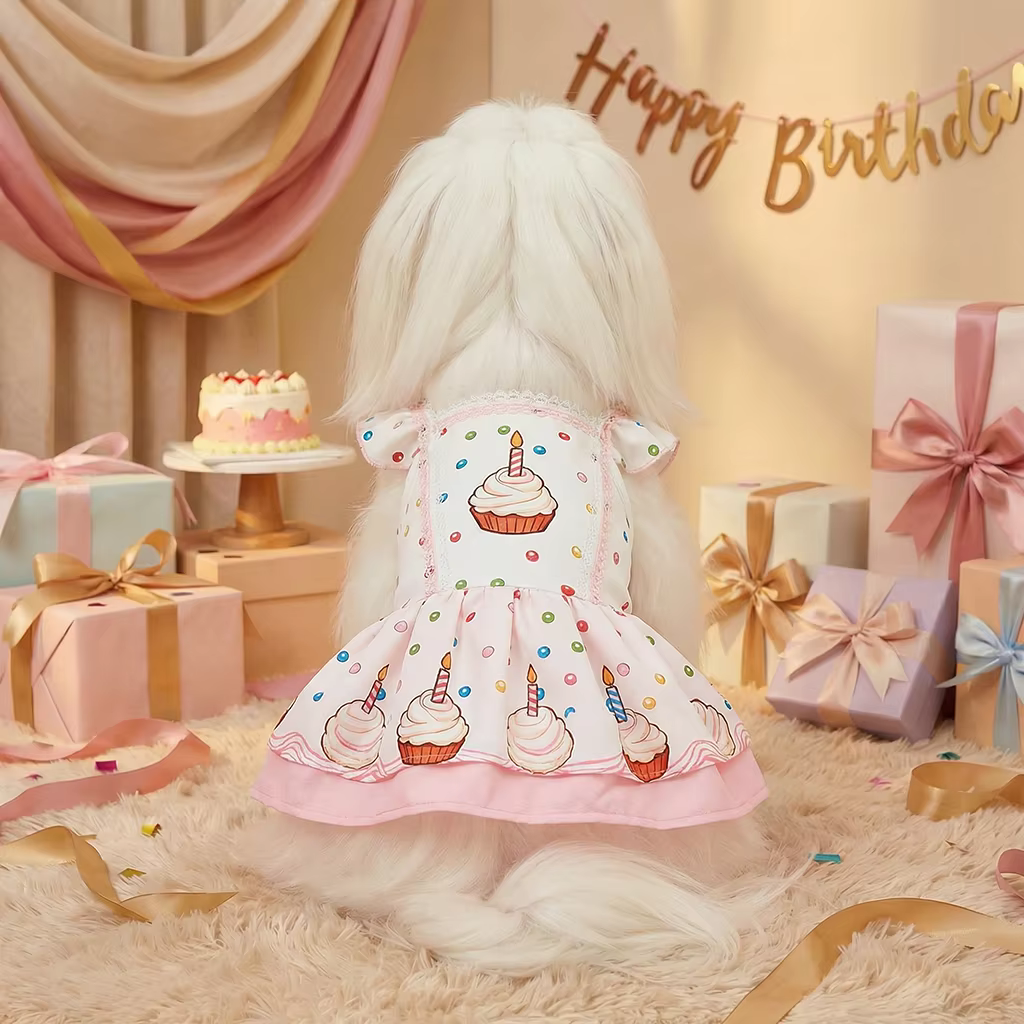Vestido de cumpleaños para perro con estampado de frijoles y cupcakes