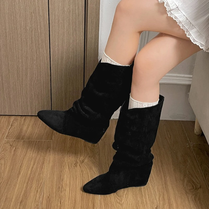 Botas Altas Vintage para Mujer con Plataforma y Punta Estrecha - imagen 4