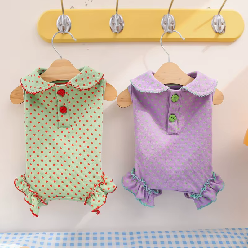 Ropa de mascota estilo sudadera con lunares