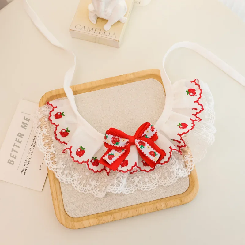 Collar floral encaje