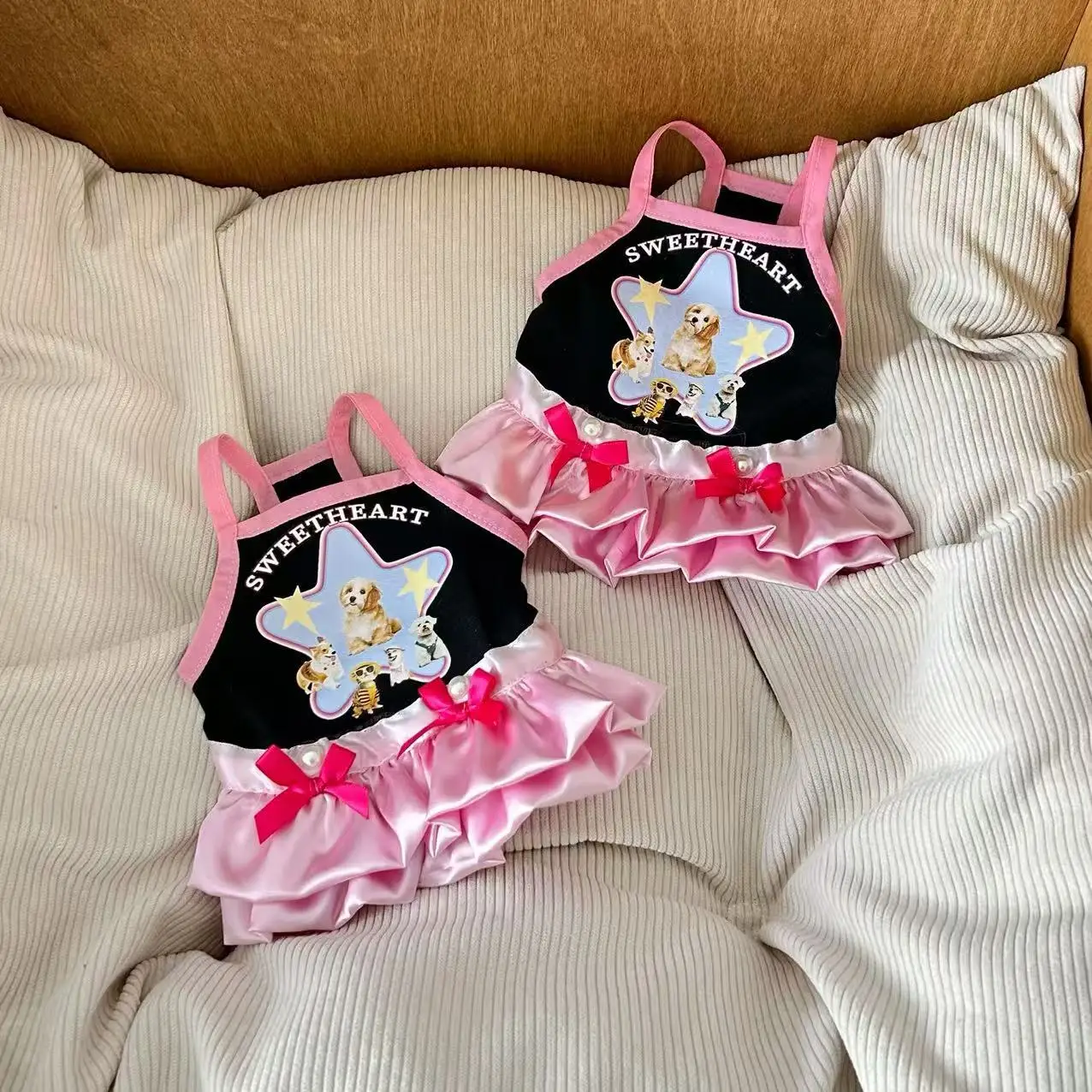Vestido ligero para perros pequeños en colores variados