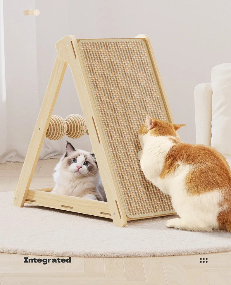 Poste rascador de sisal y pelota interactiva