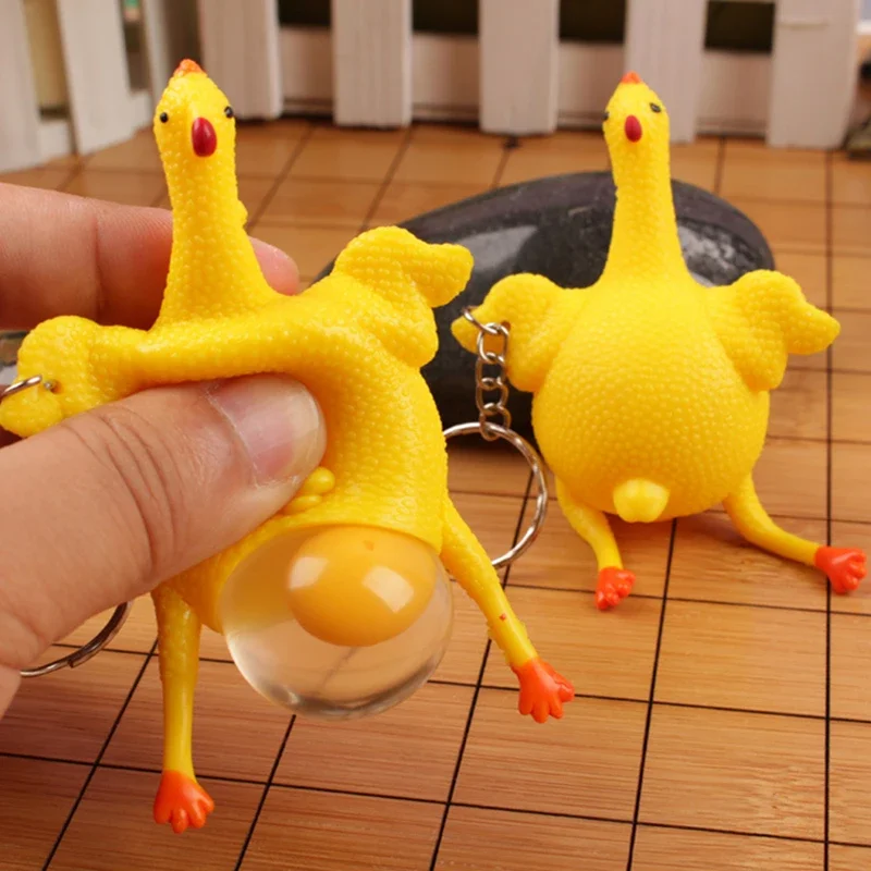 Pollo apretable con llavero