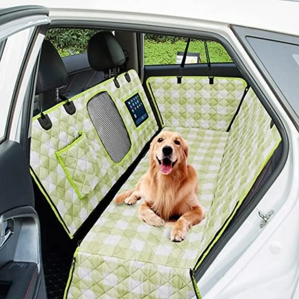 Funda impermeable en coche, vista general