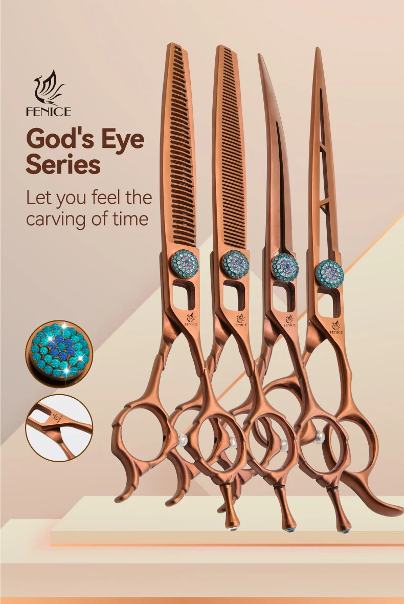 Tijeras rectas y curvas del kit Fenice sobre fondo blanco