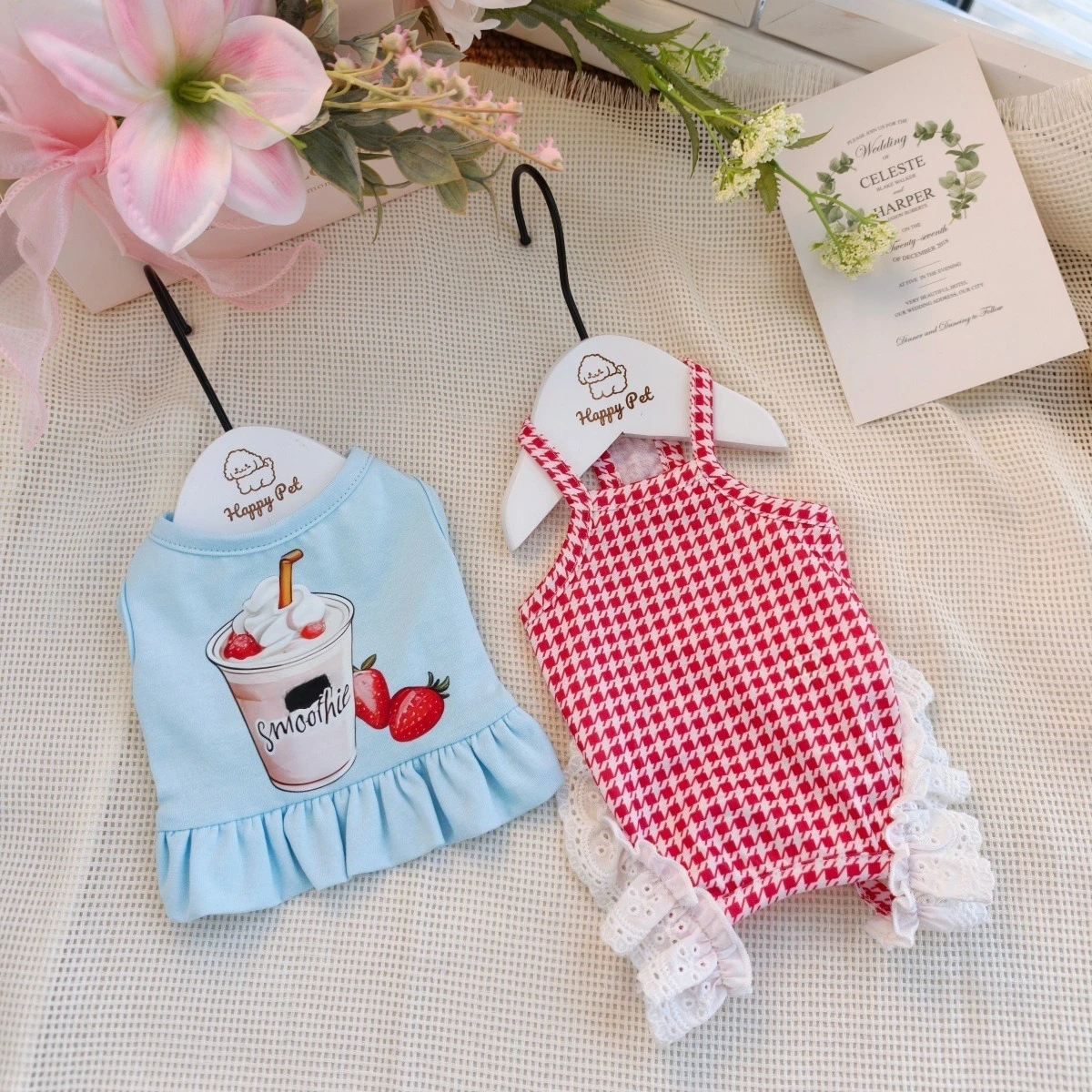 Ropa para perros: chaleco a cuadros y pijama de cachorros - imagen 4