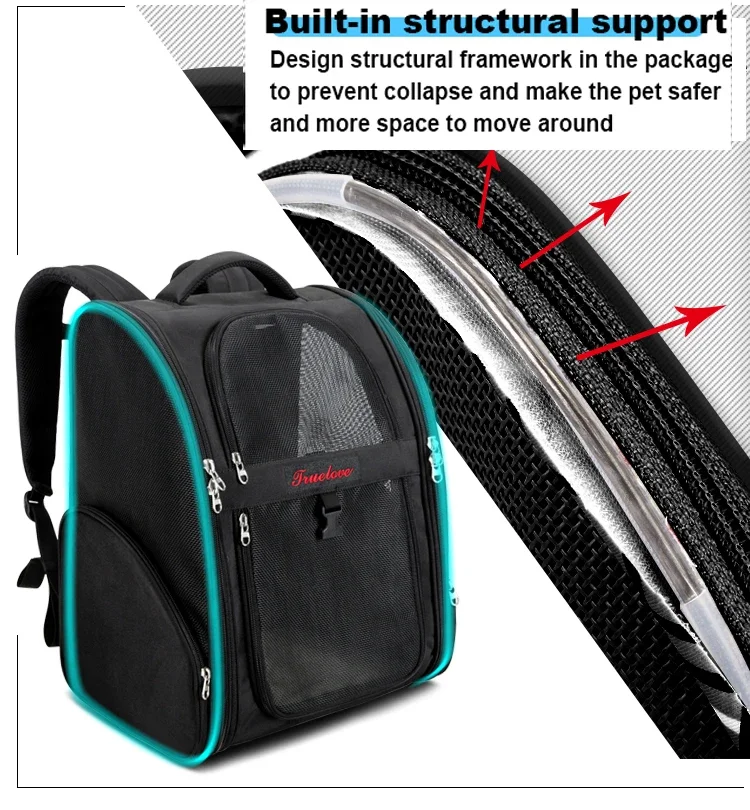 Mochila abierta mostrando el interior y accesorios