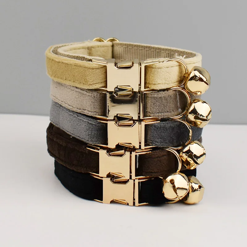 Collar en uso