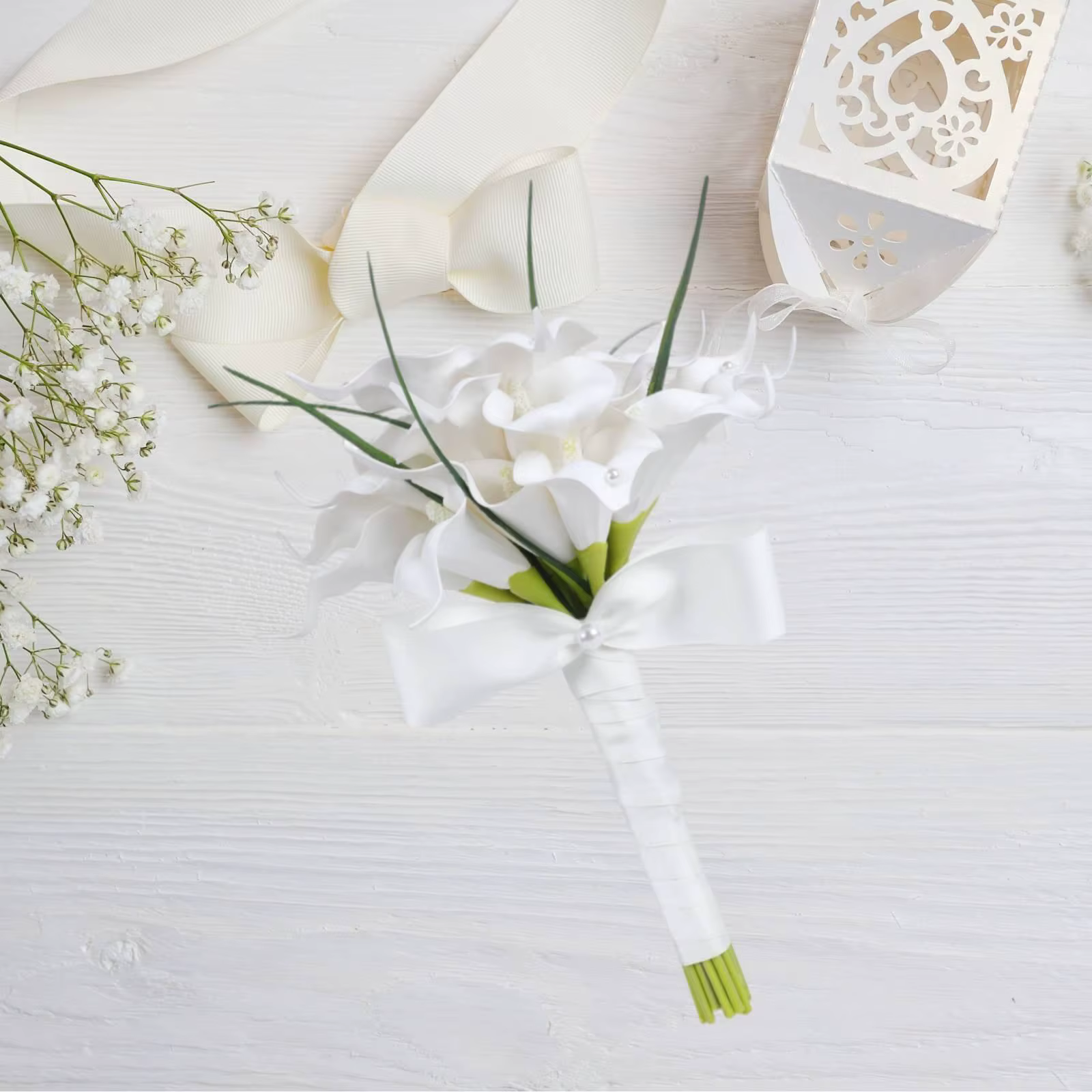 Ramo de novia artificial lirio de cala para boda y San Valentín