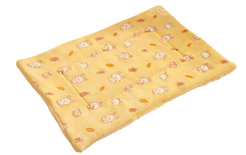 Manta con estampado floral decorativo