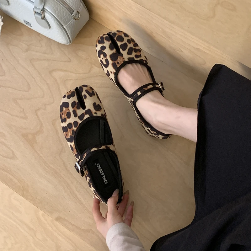 Zapatos Mary Jane mujer planos punta dividida – Casual y vestir