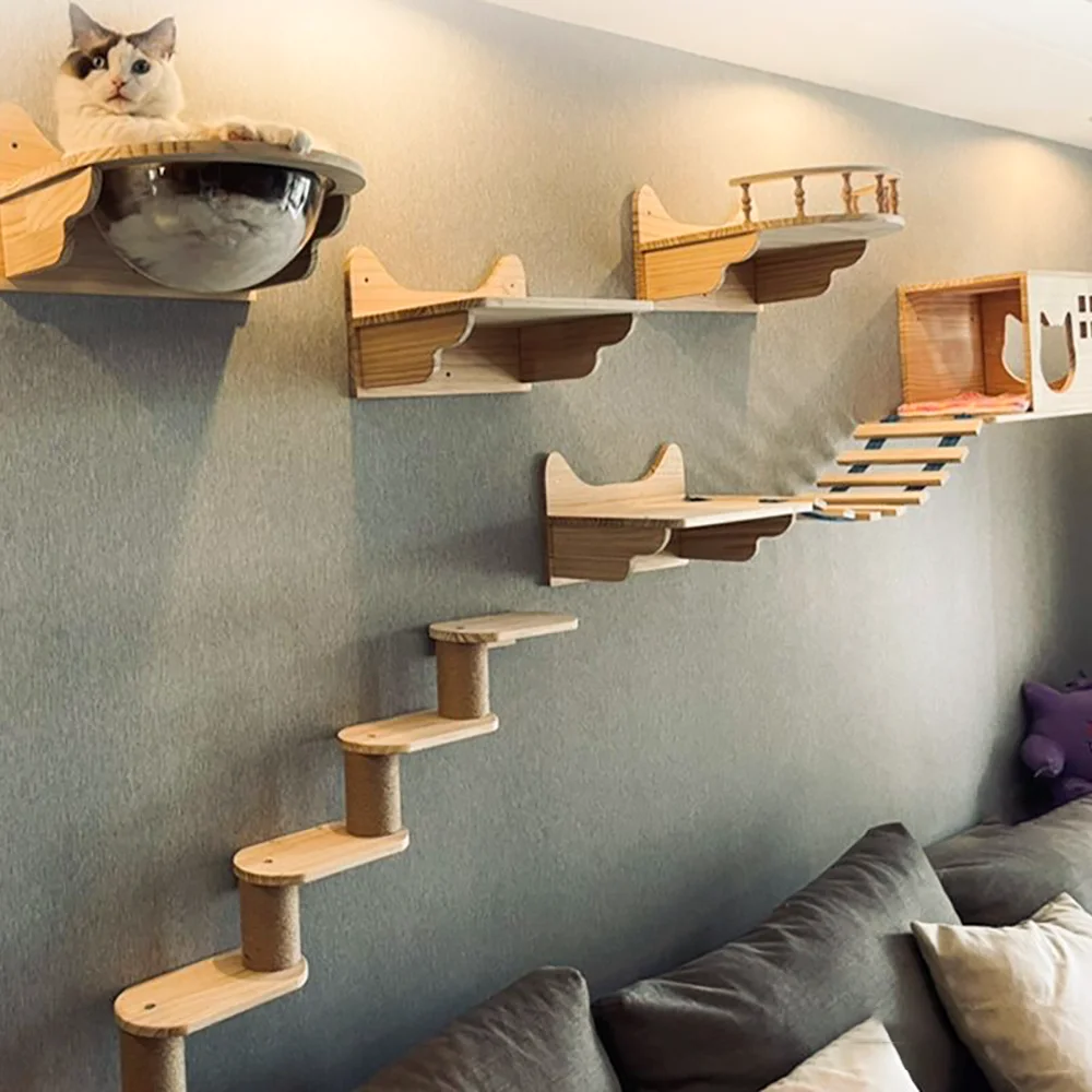 Hamaca montada en pared para gatos con rascador de sisal
