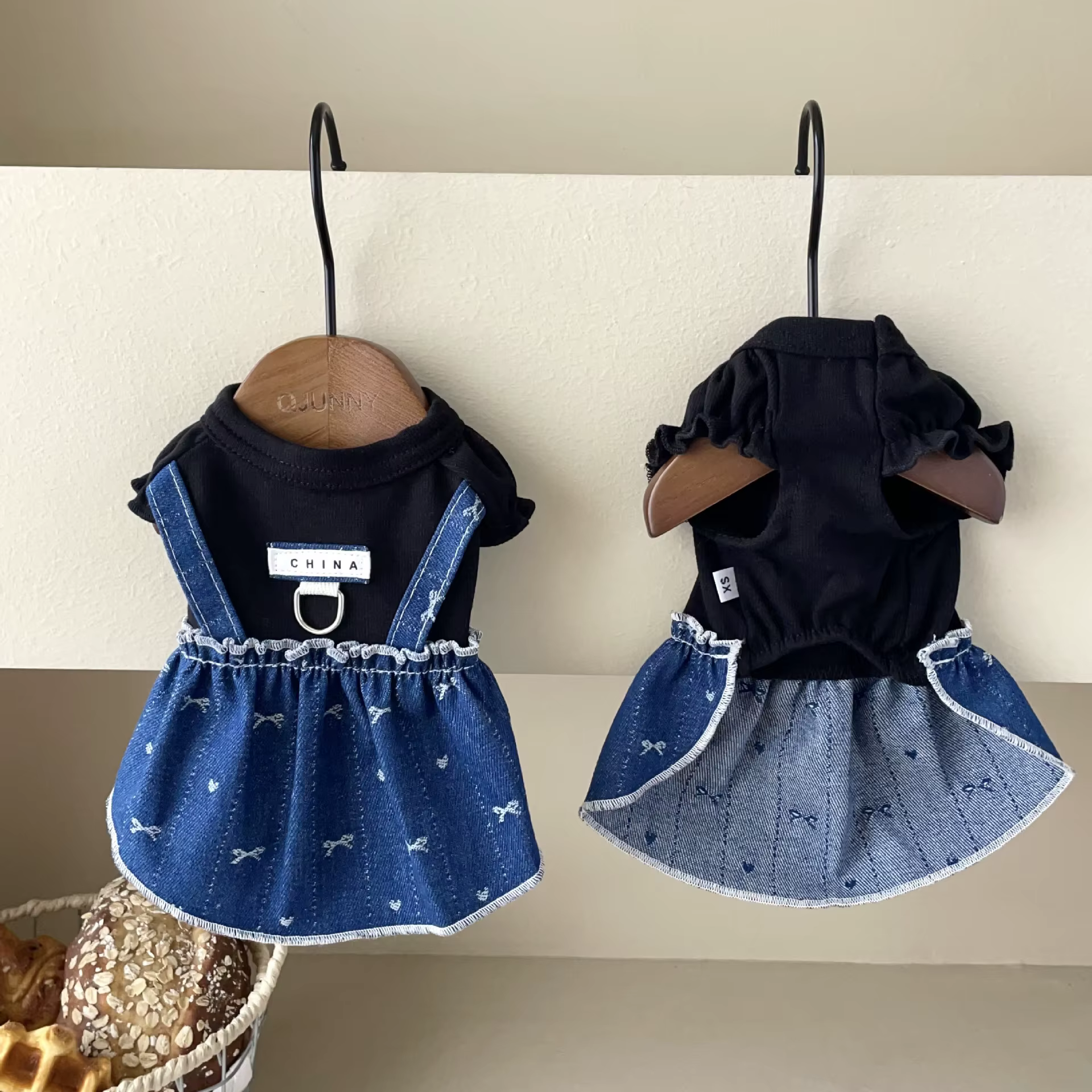 Ropa invierno perros pequeños: camisa vaquera y vestido tirantes
