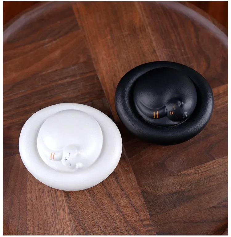 Detalle de acabado en blanco