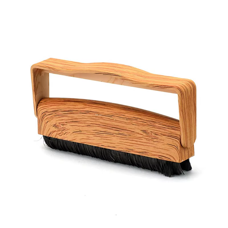 Cepillo antiestático para discos de vinilo con mango de madera - imagen 2
