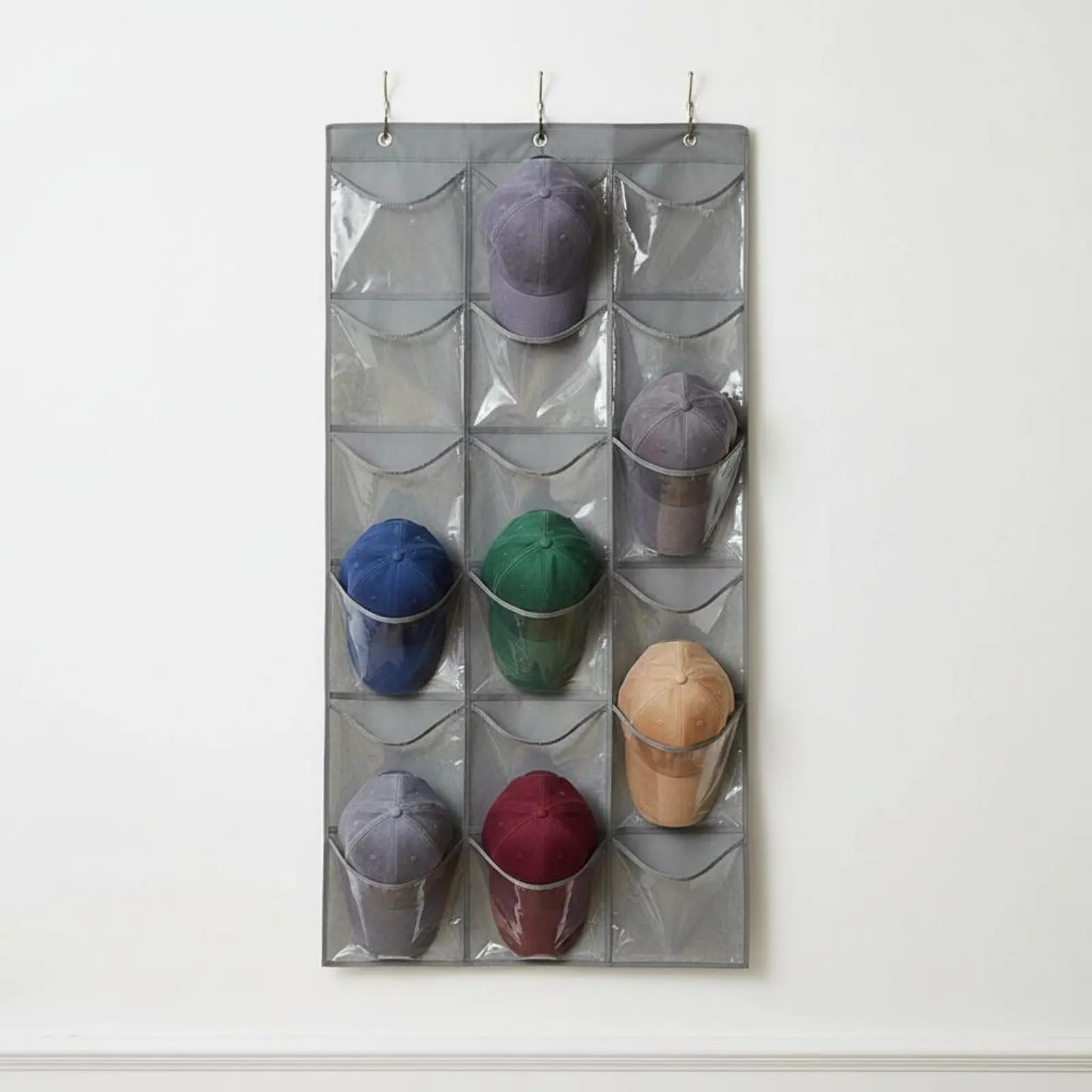 Organizador de gorras colgante con bolsillos transparentes antipolvo - imagen 5