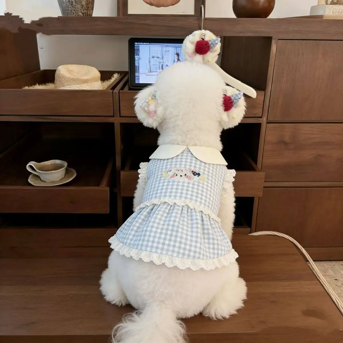 Vestido de encaje con cuadros para perros pequeños: ropa de princesa - imagen 2