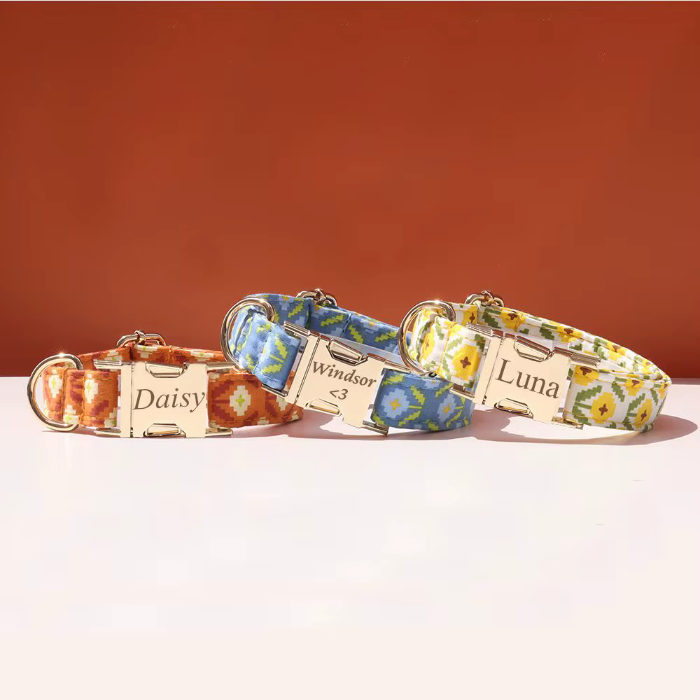Collar personalizado para perro con flores píxeles y grabado - imagen 4