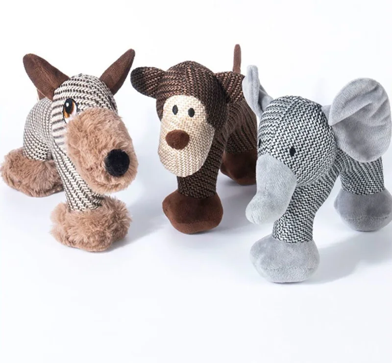 Detalle de materiales y aspecto del peluche