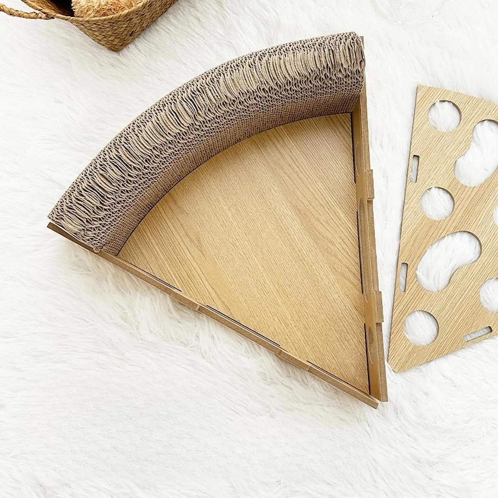 Kittern Ball Toy Cat Interactive Box for Kitten Bored Cats Entertainment