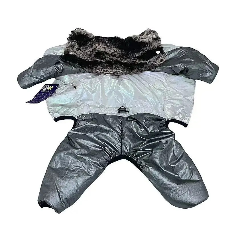 Chaqueta impermeable vista lateral