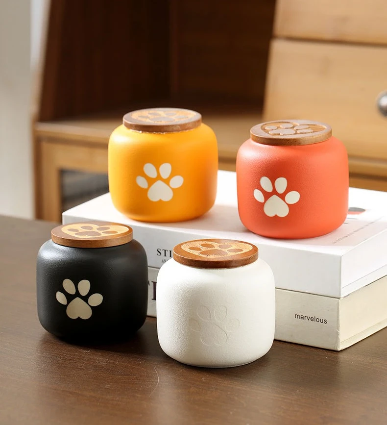 Urna cerámica para mascotas - ejemplo 1