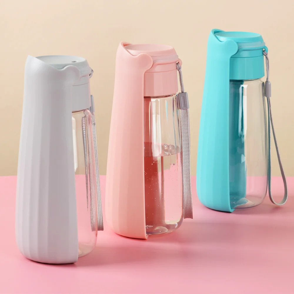 Botella de agua plegable para perros 550 ml