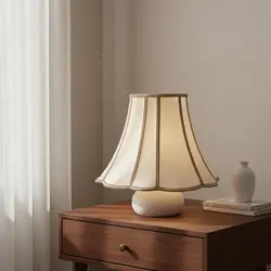 Pantalla de lámpara festoneada con luz suave para gatos y perros