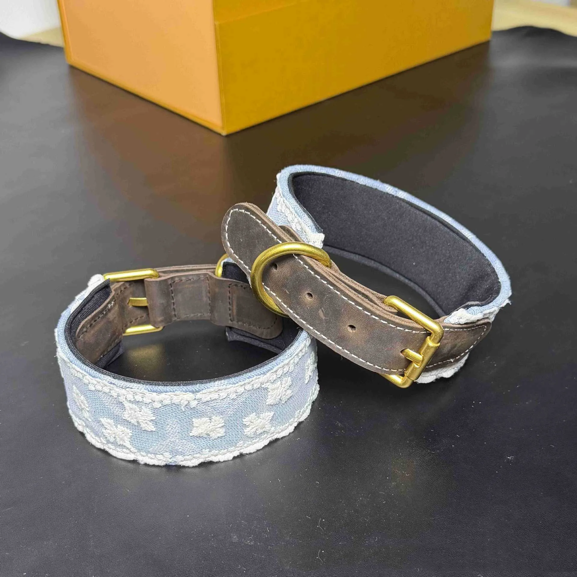 Collar de cuero genuino para perro ajustable – Resistente para paseos - imagen 4