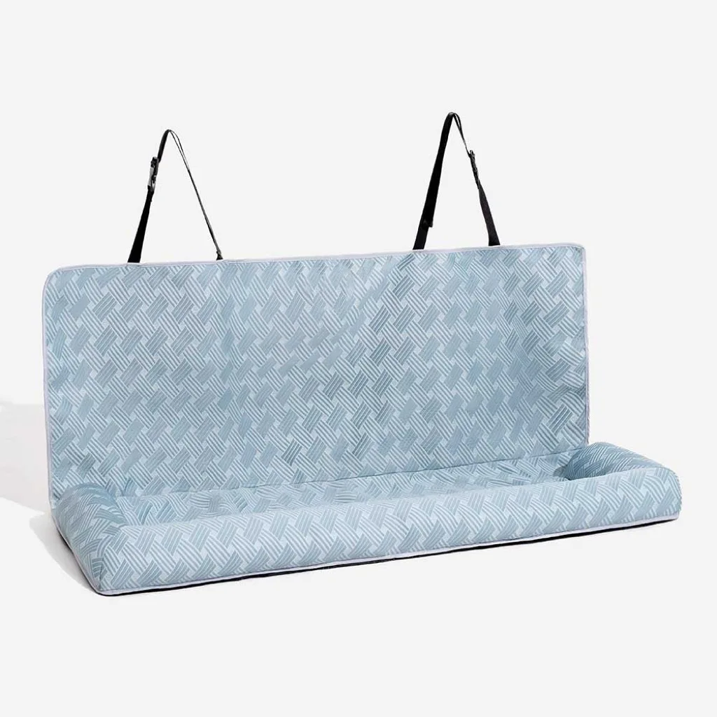 Estera azul para coche con bordes elevados