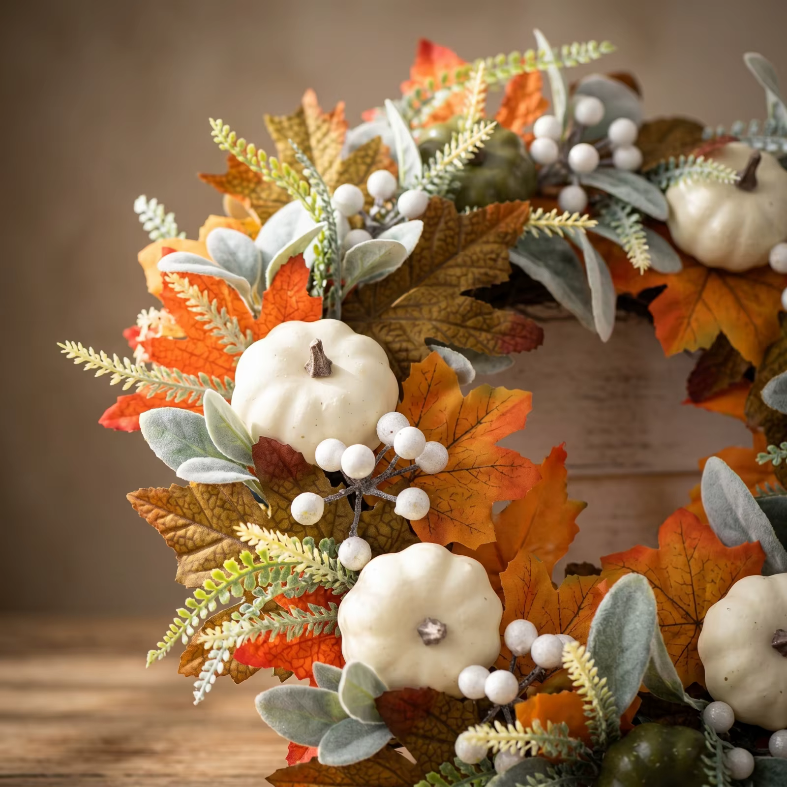 Corona de otoño con calabazas blancas para hogar gatos y perros - imagen 5