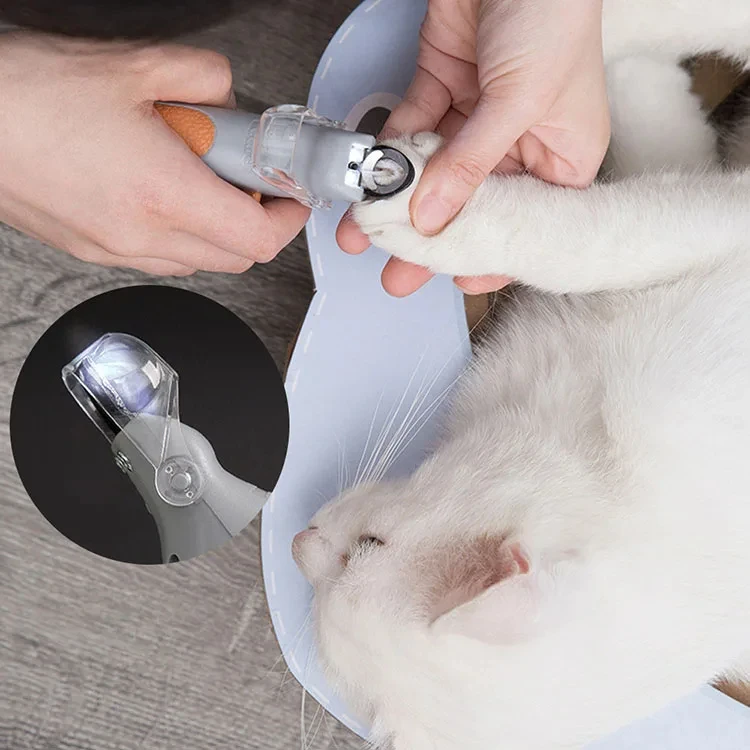 Mango ergonómico y zona de corte