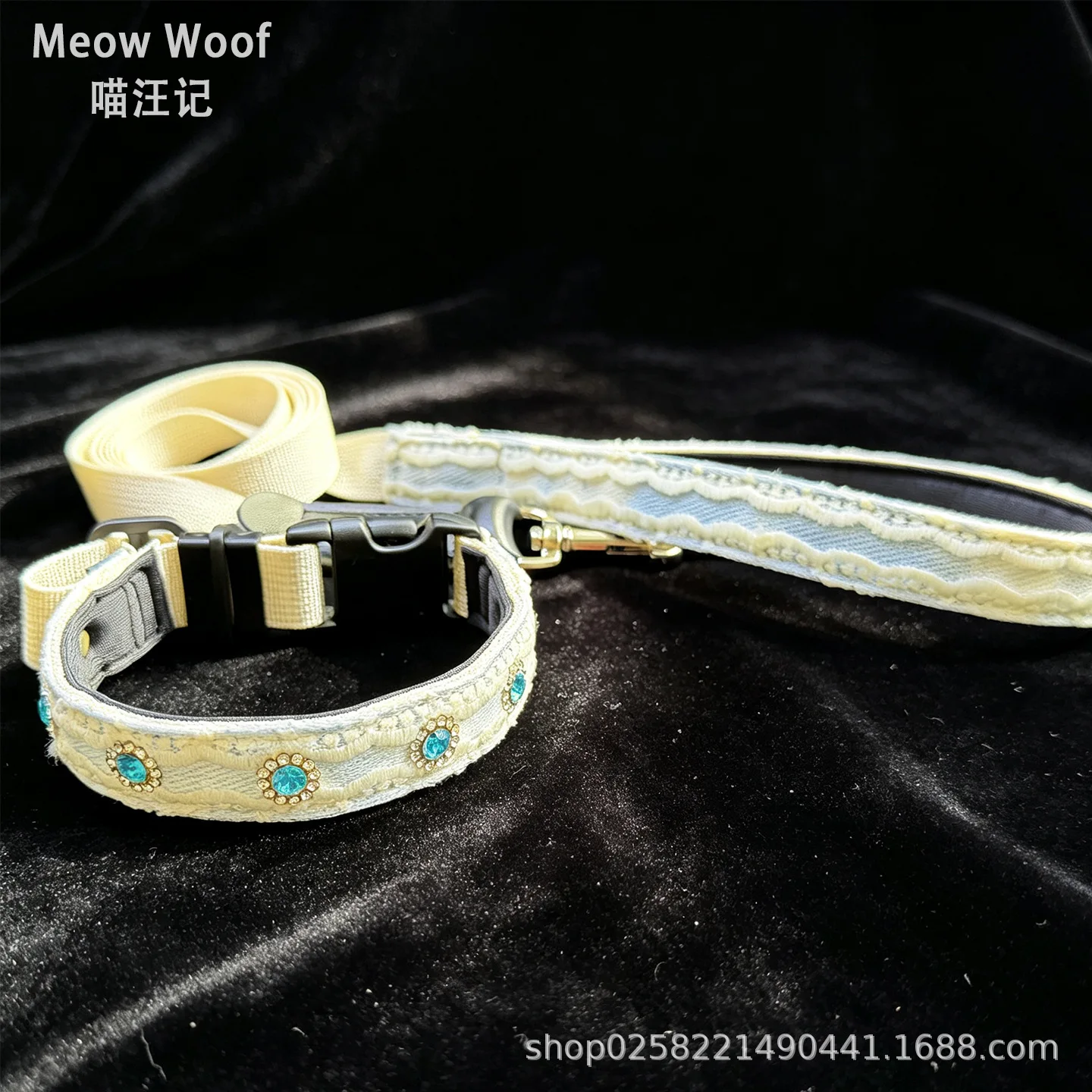 Collar perro con encaje y pedrería – Ajustable y resistente - imagen 4