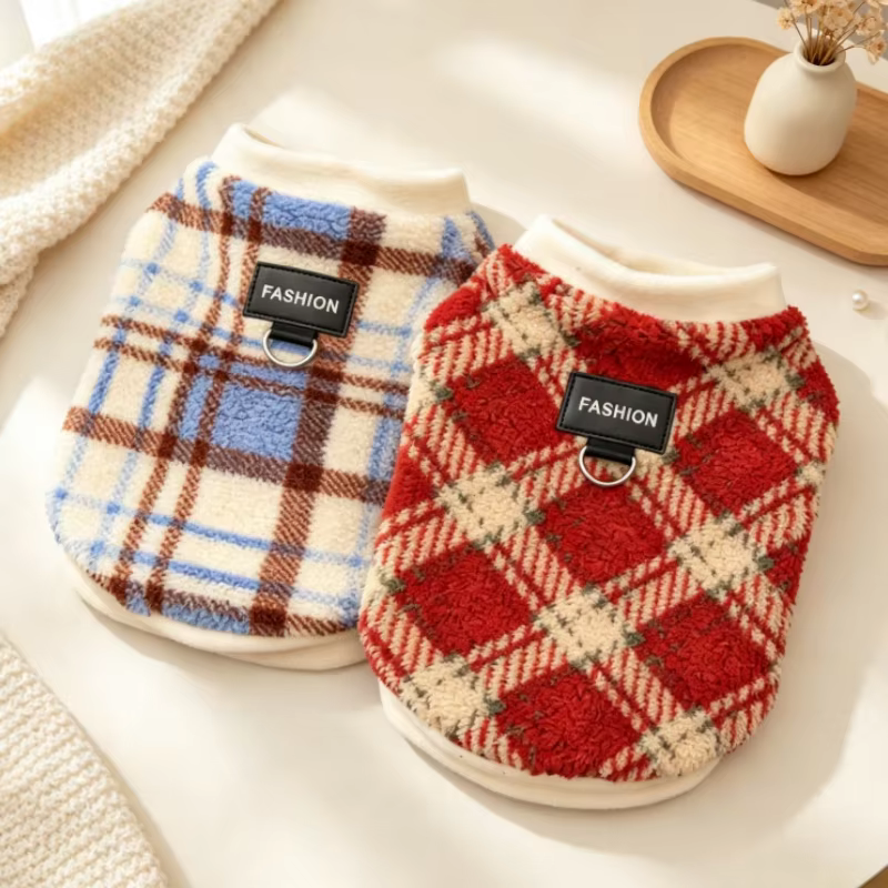 Suéter cálido para perros y gatos – Ropa suave de felpa - imagen 3