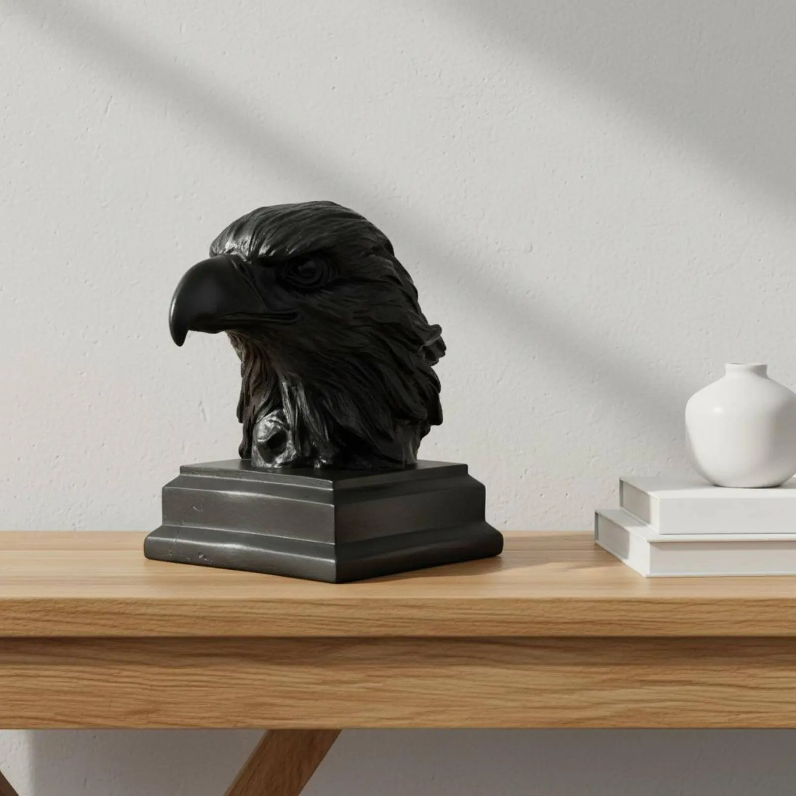 Estatua decorativa de raptor realista en resina para estante - imagen 2