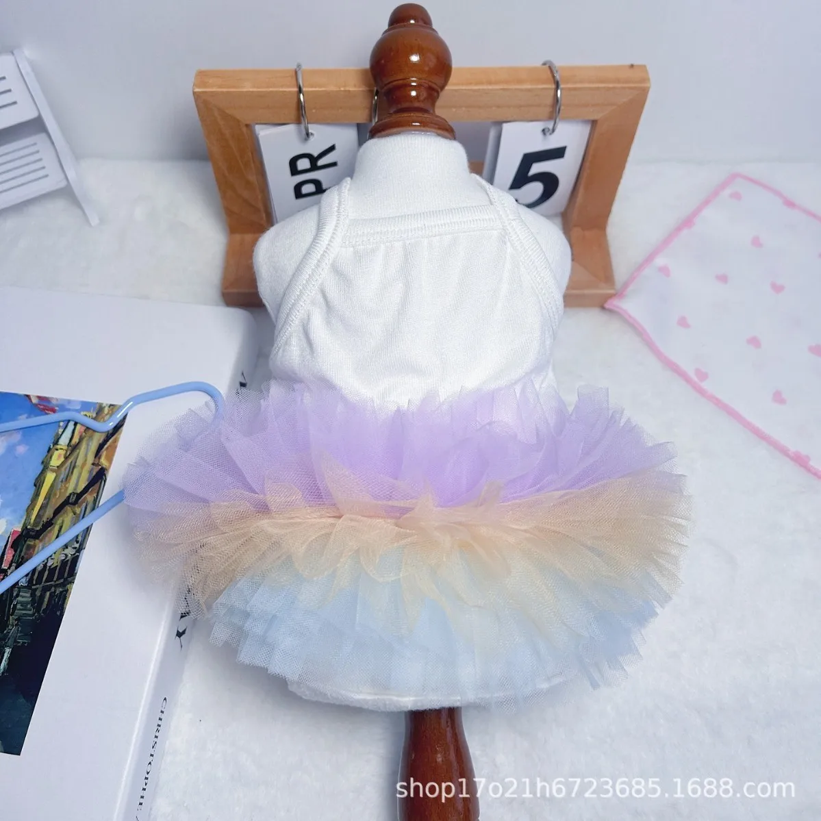 Vestido princesa de malla esponjosa transpirable para perros - imagen 3