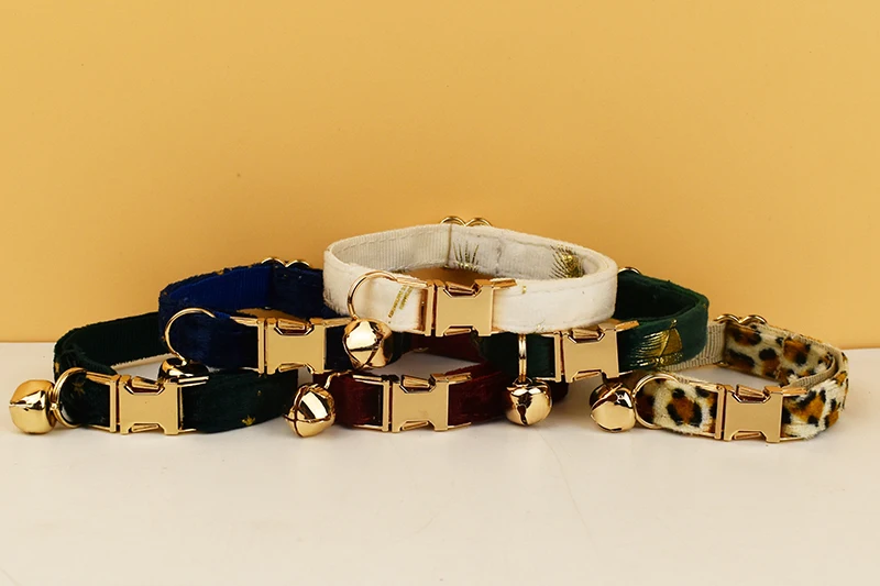 Collar personalizado con nombre gravado