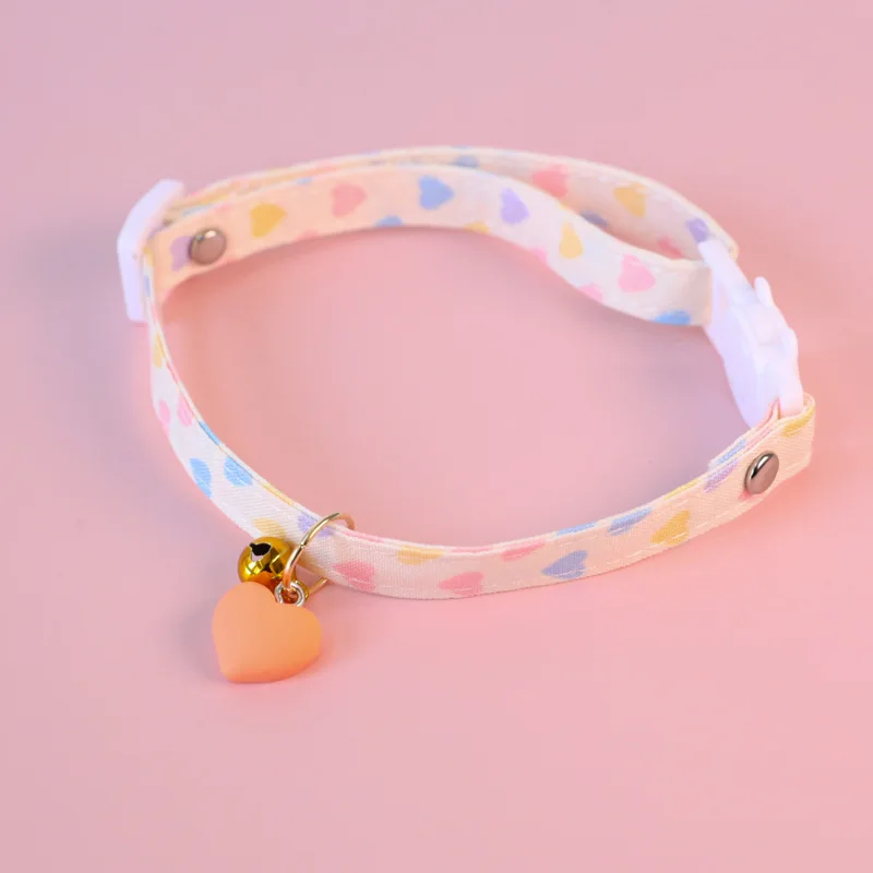 Tejido transpirable y suave del collar para el confort de tu mascota