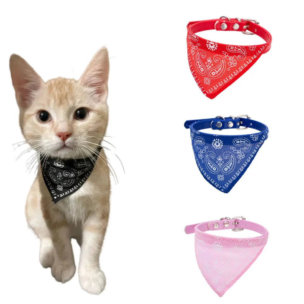 Collar triangular con forma de plátano para gatos y perros