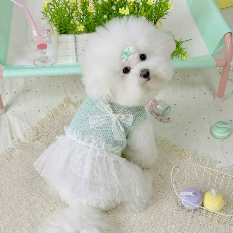 Vestido calado de verano para perros y gatos – Estilo caniche con lazo - imagen 4