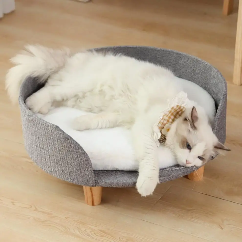 Nido visto desde arriba mostrando el interior acogedor