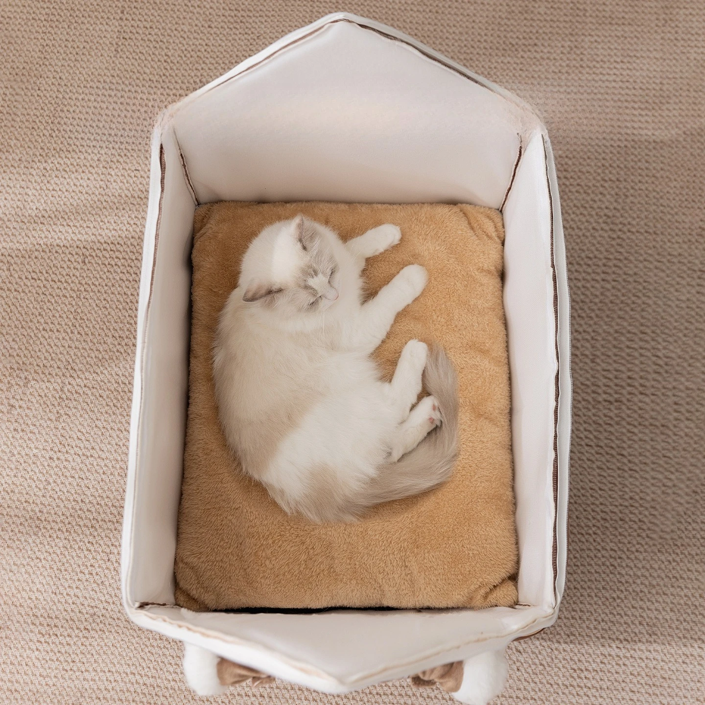Cama cueva con cortina para gatos y perros pequeños – Hogar cálido - imagen 3