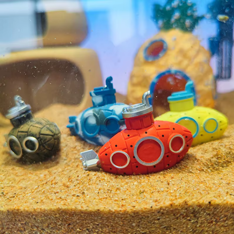Acuario con submarino y elementos de micro paisaje